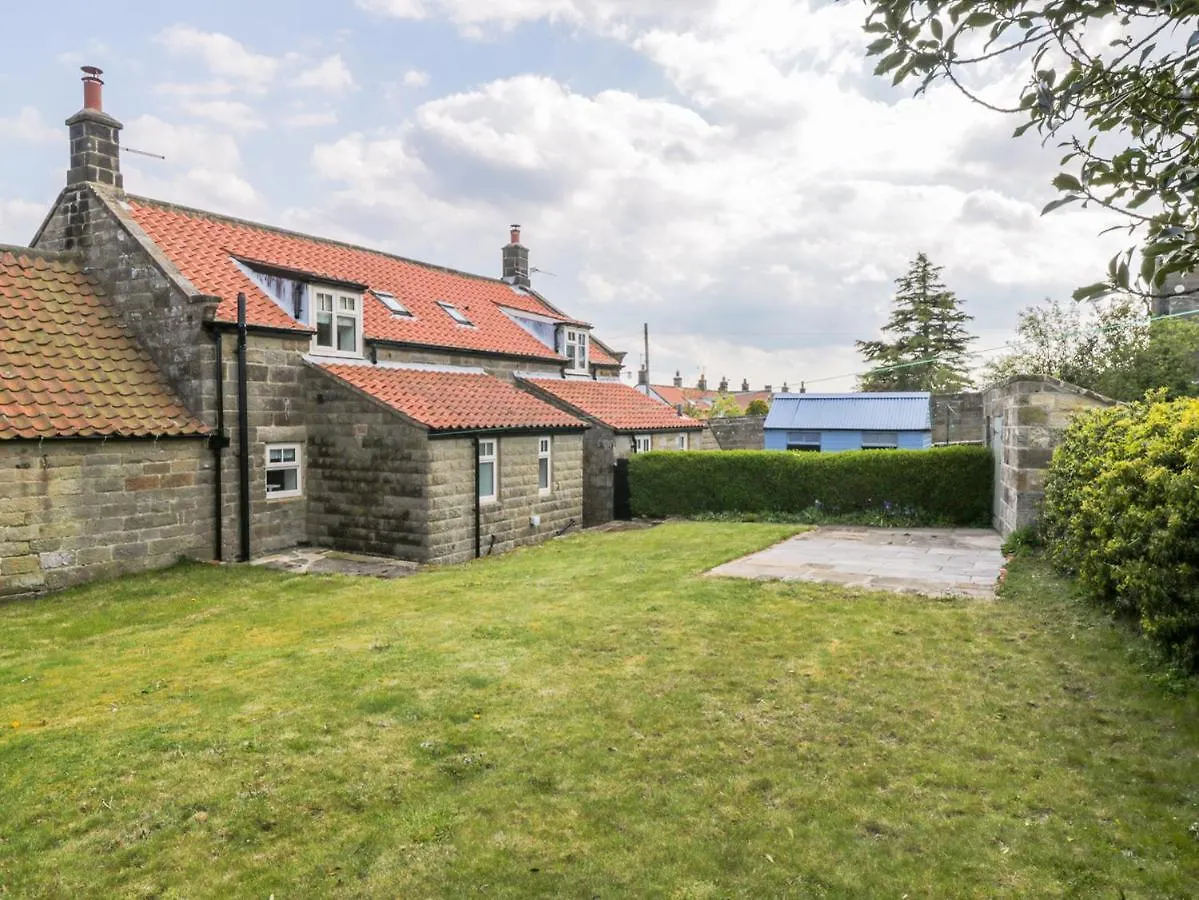 Holiday home Cherry Cottage Whitby