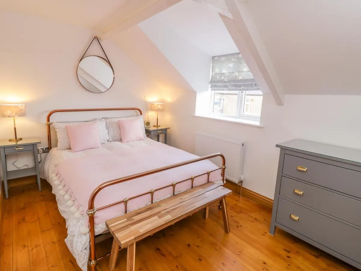 Cherry Cottage Whitby 0*,  United Kingdom